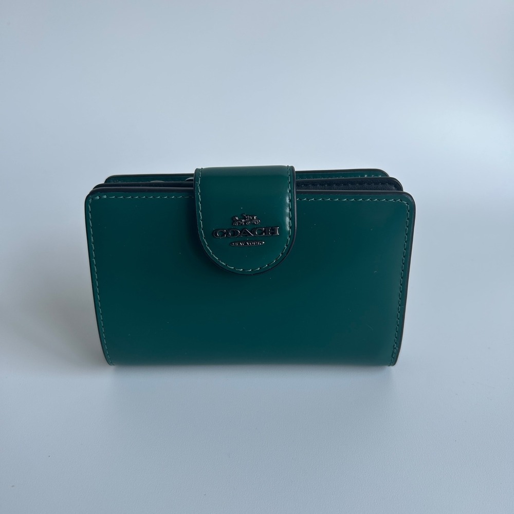 Coach Medium Corner Zip Dark Green Leather Wallet C2862 Good